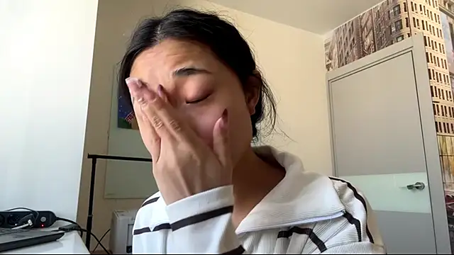 SweetMiaXO online show from 02-12-26, 03:39