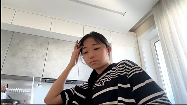 SweetMiaXO online show from 04-09-26, 10:16