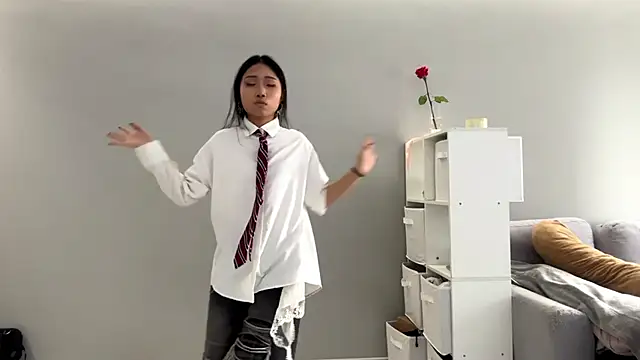 SweetMiaXO online show from 03-28-26, 06:14