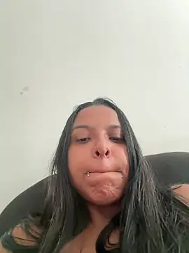 Snapshot of bella_255 chatting on 03-24-26, 11:54 bella 255 online show from 03-24-26, 11:54