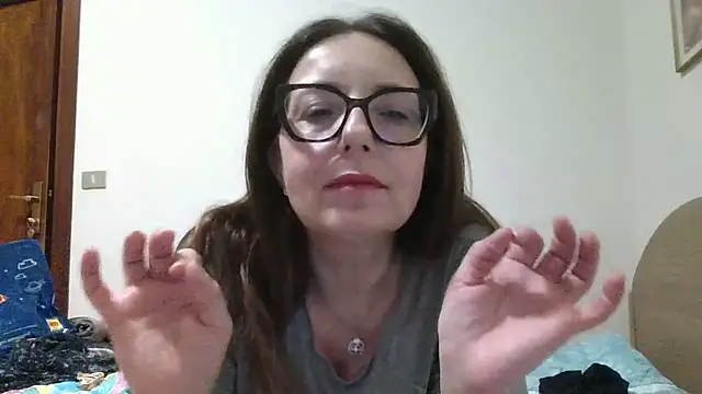 Miasexmilf online show from 04-24-26, 03:58