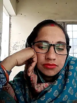 Cute-karisma1234 online show from 02-22-26, 01:52