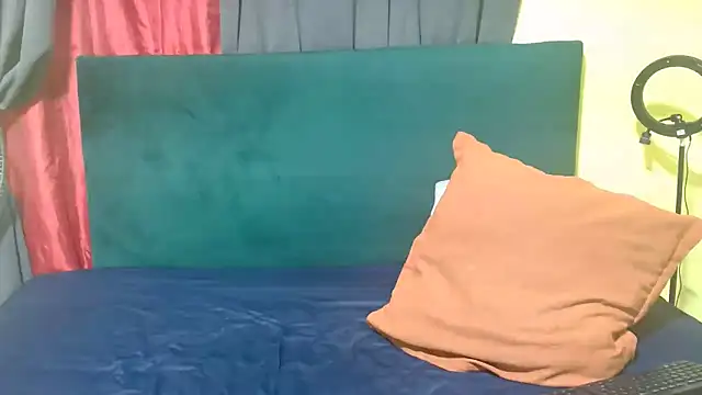 TallHornyTrans online show from 05-18-26, 08:02