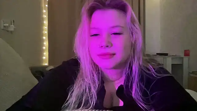 Lulu Di online show from 03-24-26, 09:04