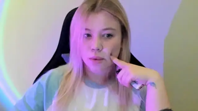 Lulu Di online show from 02-20-26, 03:47