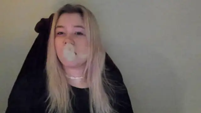 Lulu Di online show from 02-17-26, 12:19