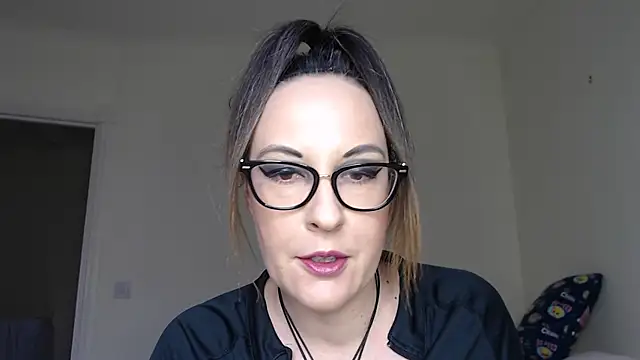 PsychicDominatrix online show from 02-01-26, 02:59