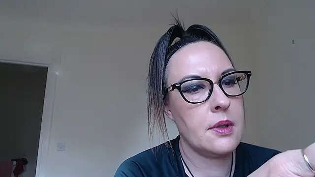 PsychicDominatrix online show from 04-05-26, 03:30