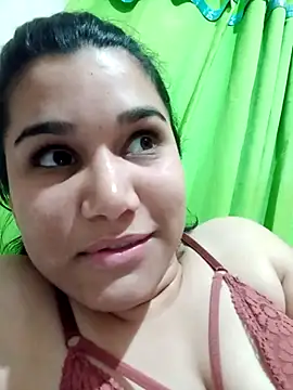 Snapshot of danagon16 chatting on 02-11-26, 05:40 danagon16 online show from 02-11-26, 05:40