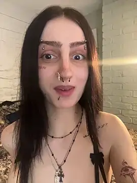 bellaxlauren online show from 03-24-26, 03:45