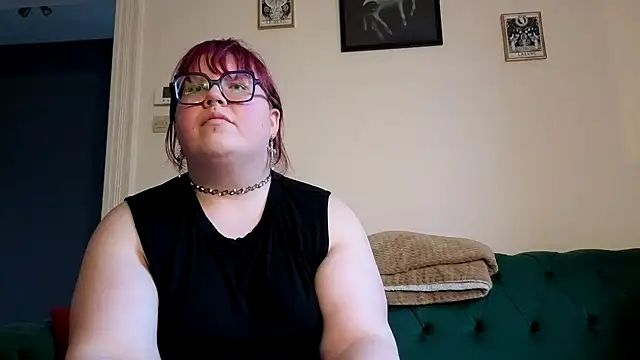 ProfaneHekate online show from 02-01-26, 03:10