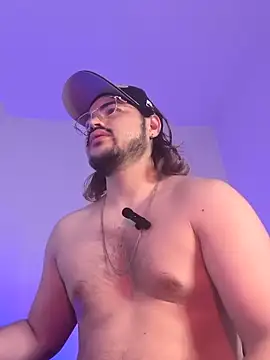 Snapshot of Derek_Vow chatting on 02-15-26, 07:24 Derek Vow online show from 02-15-26, 07:24