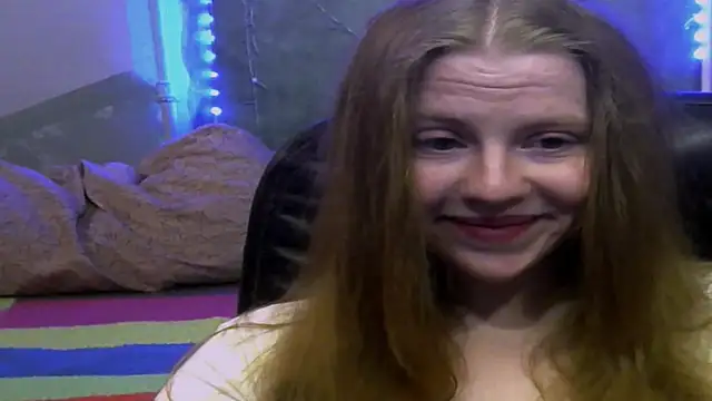 Snapshot of Space_Girls_699 chatting on 02-04-26, 02:45 Space Girls 699 online show from 02-04-26, 02:45