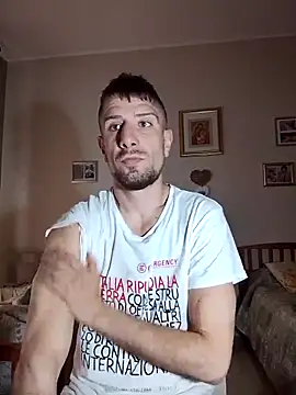 Mcsimotoro online show from 04-12-26, 02:42