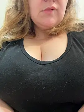 Snapshot of naughtynursejo chatting on 03-01-26, 03:39 naughtynursejo online show from 03-01-26, 03:39