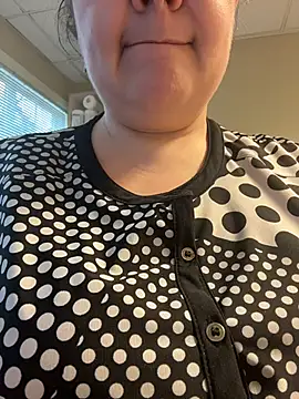 Snapshot of naughtynursejo chatting on 02-09-26, 09:13 naughtynursejo online show from 02-09-26, 09:13