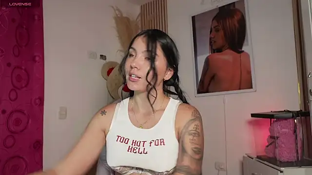 Snapshot of lexxytous chatting on 06-02-26, 04:56 lexxytous online show from 06-02-26, 04:56