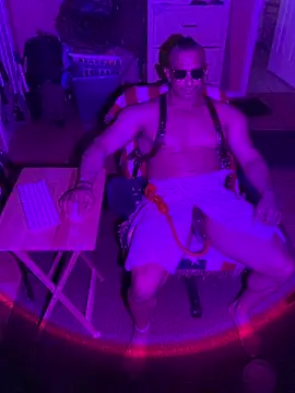 Snapshot of daddydonkey84 chatting on 02-20-26, 05:37 daddydonkey84 online show from 02-20-26, 05:37