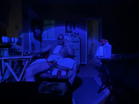 Snapshot of daddydonkey84 chatting on 02-19-26, 05:59 daddydonkey84 online show from 02-19-26, 05:59