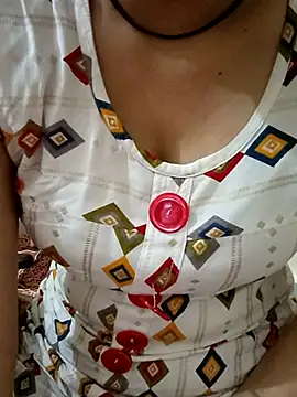 Hot Fiza0 online show from 02-14-26, 02:12