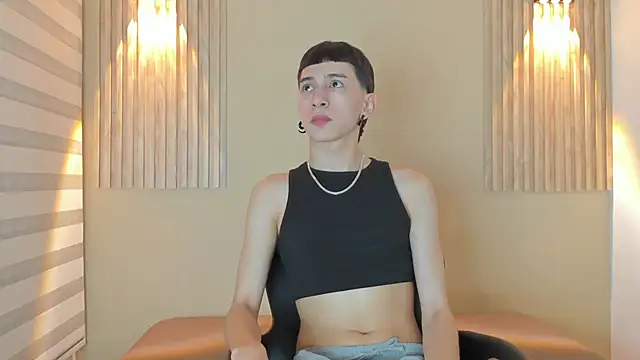 lian cameron online show from 02-18-26, 03:48