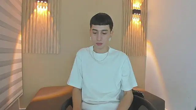 lian cameron online show from 02-13-26, 03:39