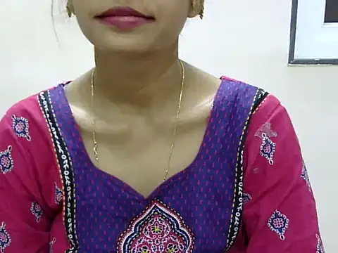 Kulsum S online show from 05-15-26, 01:09
