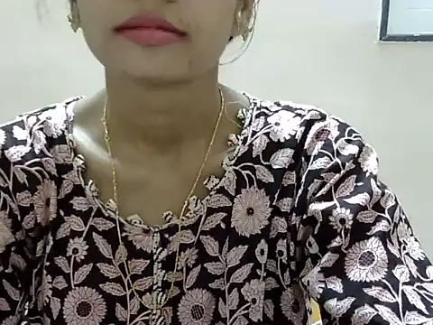 Kulsum S online show from 05-09-26, 01:03