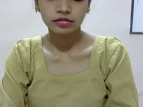 Kulsum S online show from 06-19-26, 01:06