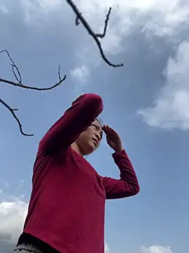 Snapshot of Lyn-be99 chatting on 02-26-26, 03:50 Lyn-be99 online show from 02-26-26, 03:50