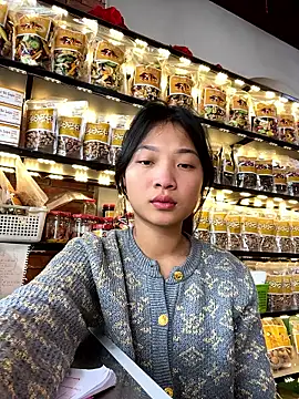 Lyn-be99 online show from 04-02-26, 07:48