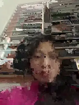 Snapshot of Lyn-be99 chatting on 02-08-26, 01:53 Lyn-be99 online show from 02-08-26, 01:53