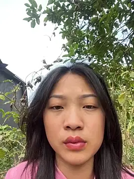 Snapshot of Lyn-be99 chatting on 02-28-26, 07:19 Lyn-be99 online show from 02-28-26, 07:19