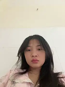 Snapshot of Lyn-be99 chatting on 02-21-26, 02:13 Lyn-be99 online show from 02-21-26, 02:13