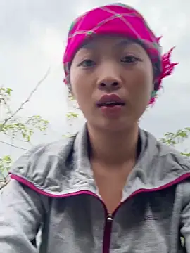 Snapshot of Lyn-be99 chatting on 02-24-26, 12:33 Lyn-be99 online show from 02-24-26, 12:33