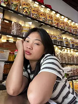 Lyn-be99 online show from 03-28-26, 05:41