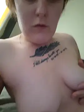 Tiara XOX online show from 02-27-26, 12:38