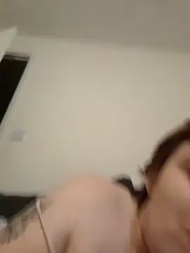 Tiara XOX online show from 02-11-26, 04:01