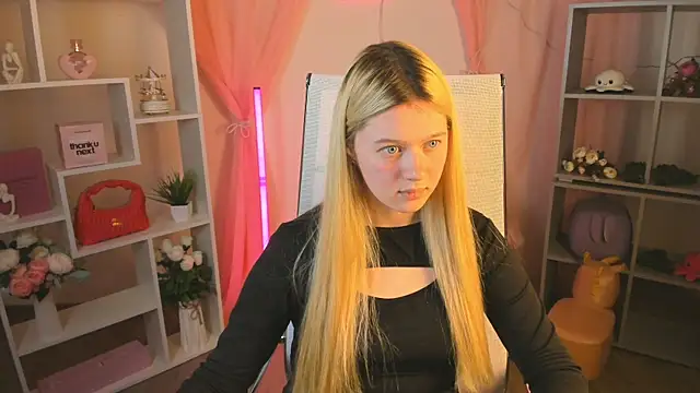 CelestineMauriac online show from 04-19-26, 07:05