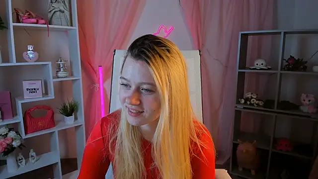 CelestineMauriac online show from 05-16-26, 06:18