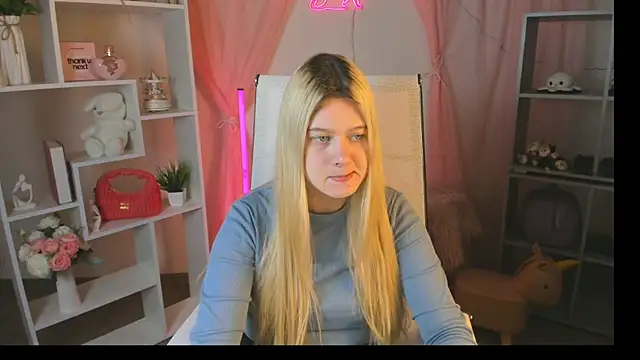 CelestineMauriac online show from 04-13-26, 03:27