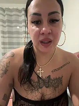 Snapshot of Melissa-suisse chatting on 02-07-26, 06:49 Melissa-suisse online show from 02-07-26, 06:49