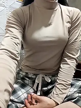 Kowew-nkie online show from 02-15-26, 12:44