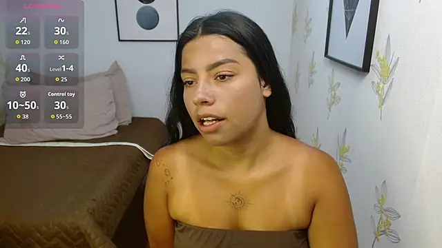 Laia white online show from 04-06-26, 11:33