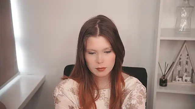 Snapshot of MarnieWootan chatting on 02-09-26, 04:54 MarnieWootan online show from 02-09-26, 04:54