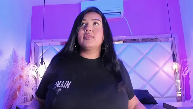 Snapshot of Dojaaiisha chatting on 02-11-26, 11:59 Dojaaiisha online show from 02-11-26, 11:59