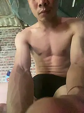 Snapshot of Henry_xx01 chatting on 03-29-26, 06:59 Henry xx01 online show from 03-29-26, 06:59
