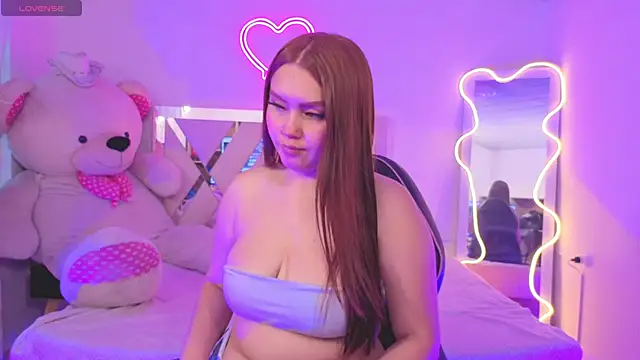 Snapshot of SABRIINA_TAY chatting on 02-27-26, 11:43 SABRIINA TAY online show from 02-27-26, 11:43