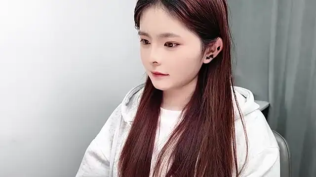 Snapshot of cherry-_-cherry chatting on 02-27-26, 02:01 cherry- -cherry online show from 02-27-26, 02:01