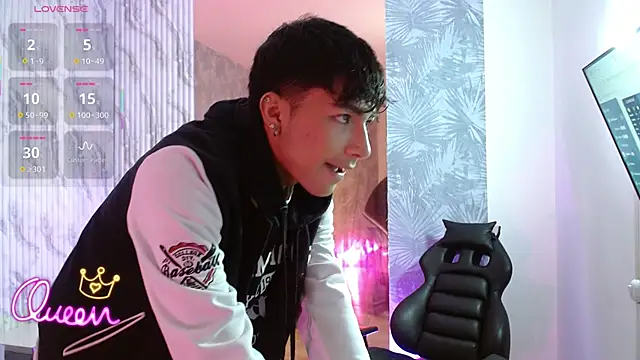 Snapshot of osamu_tay chatting on 02-05-26, 11:28 osamu tay online show from 02-05-26, 11:28